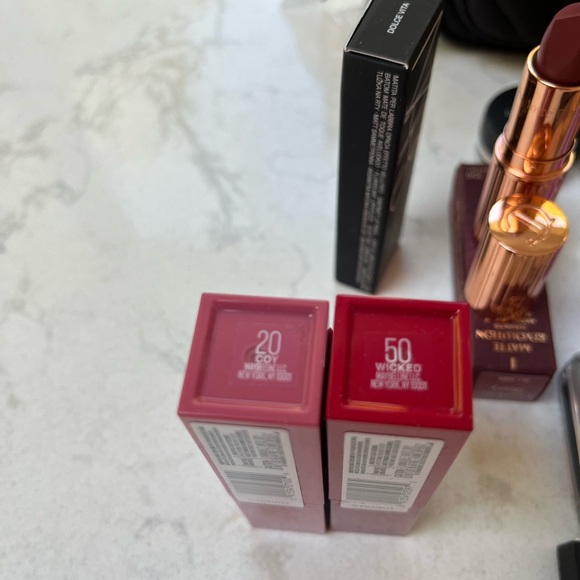 Brand New Makeup Bundle with NWT Victoria Secret Makeup Bag - Picture 9 of 12